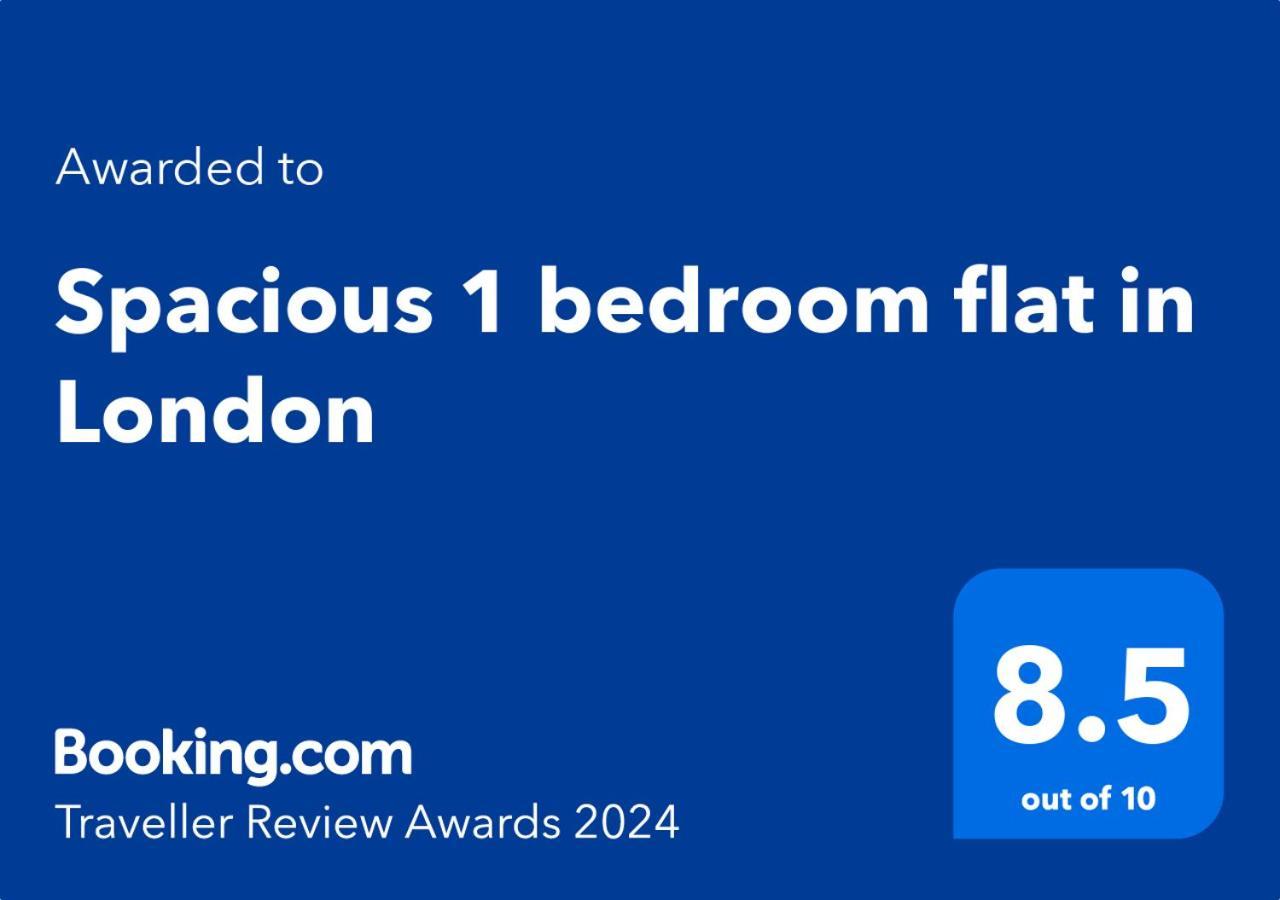 Spacious 1 Bedroom Flat In Londra Esterno foto